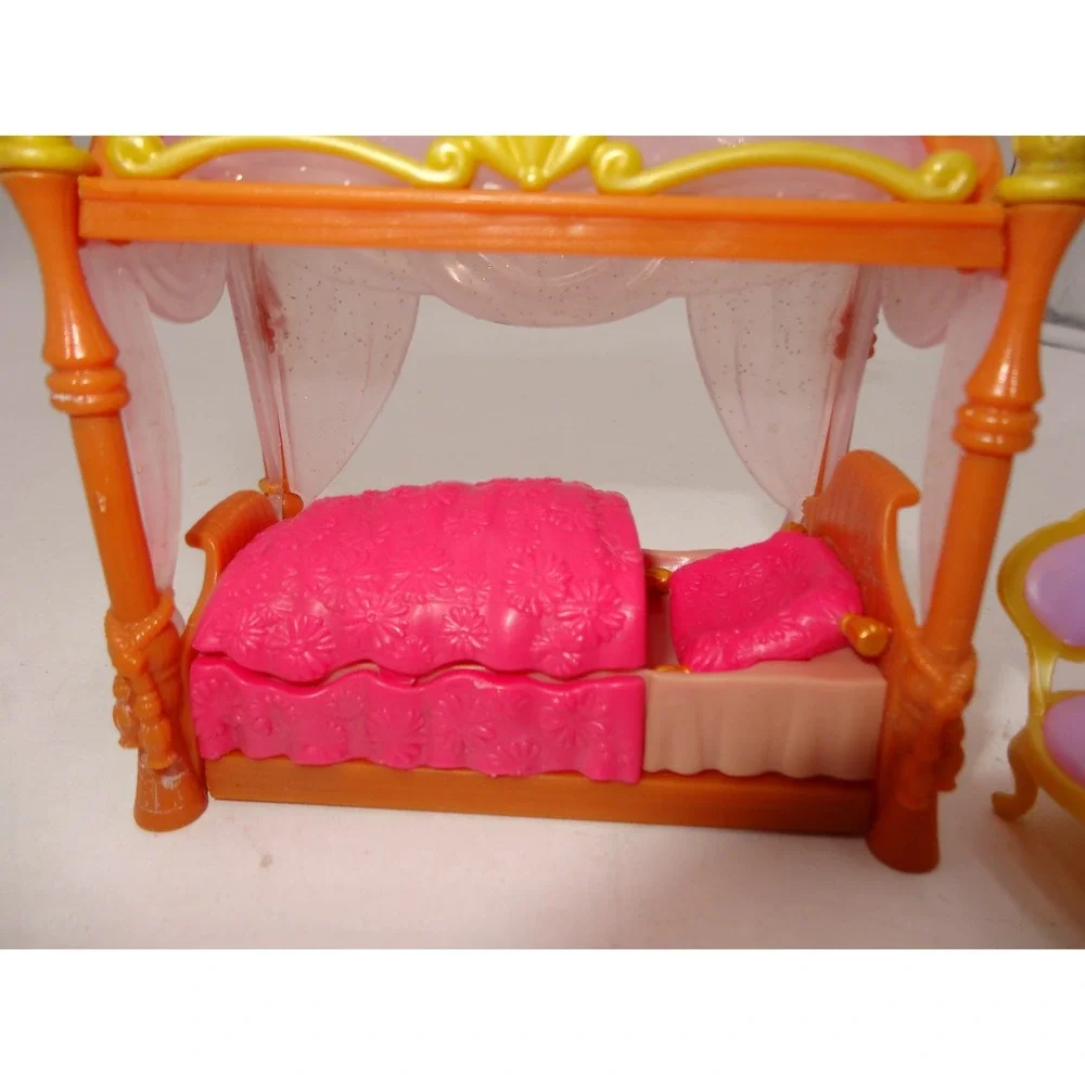 Disney Junior‎ Sofia The First Royal Bed Canopy Dollhouse Furniture Set